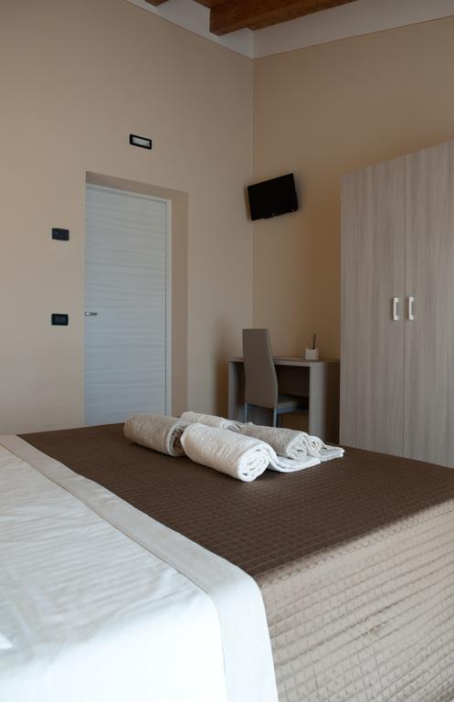 Al Borgo Alloggi Desenzano del Garda Dış mekan fotoğraf